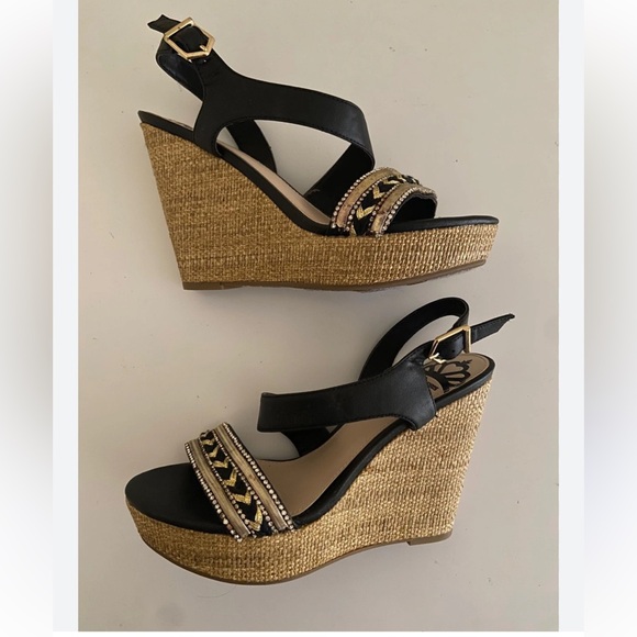 NWOT Fergalicious wedges - Picture 2 of 13